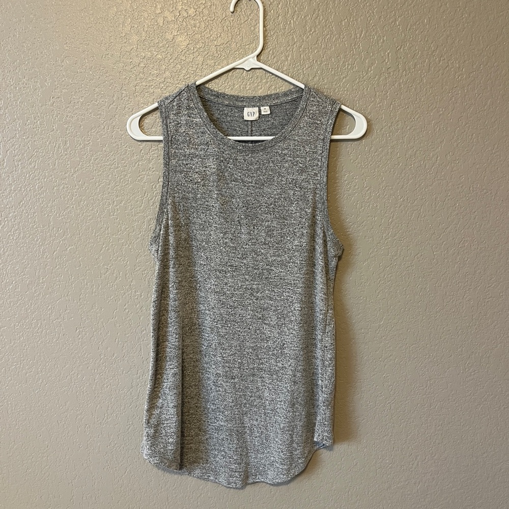 Gray Gap Tank
